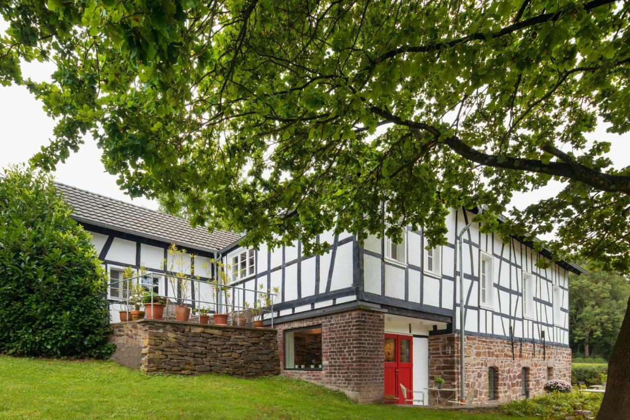 Ferienhaus Im Fachwerkhof 'Haus In Bewegung' Seelscheid Dış mekan fotoğraf